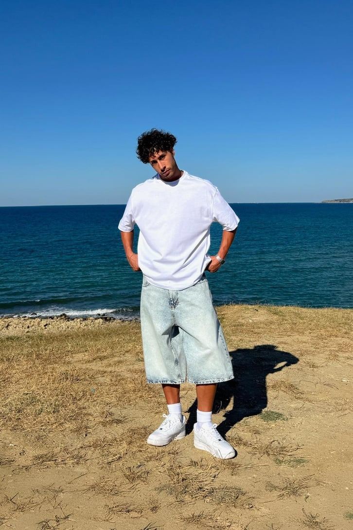Baggy shorts