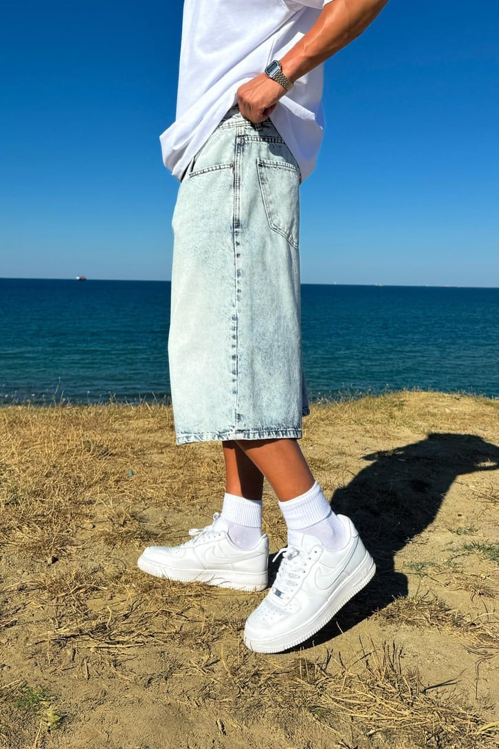 Baggy shorts