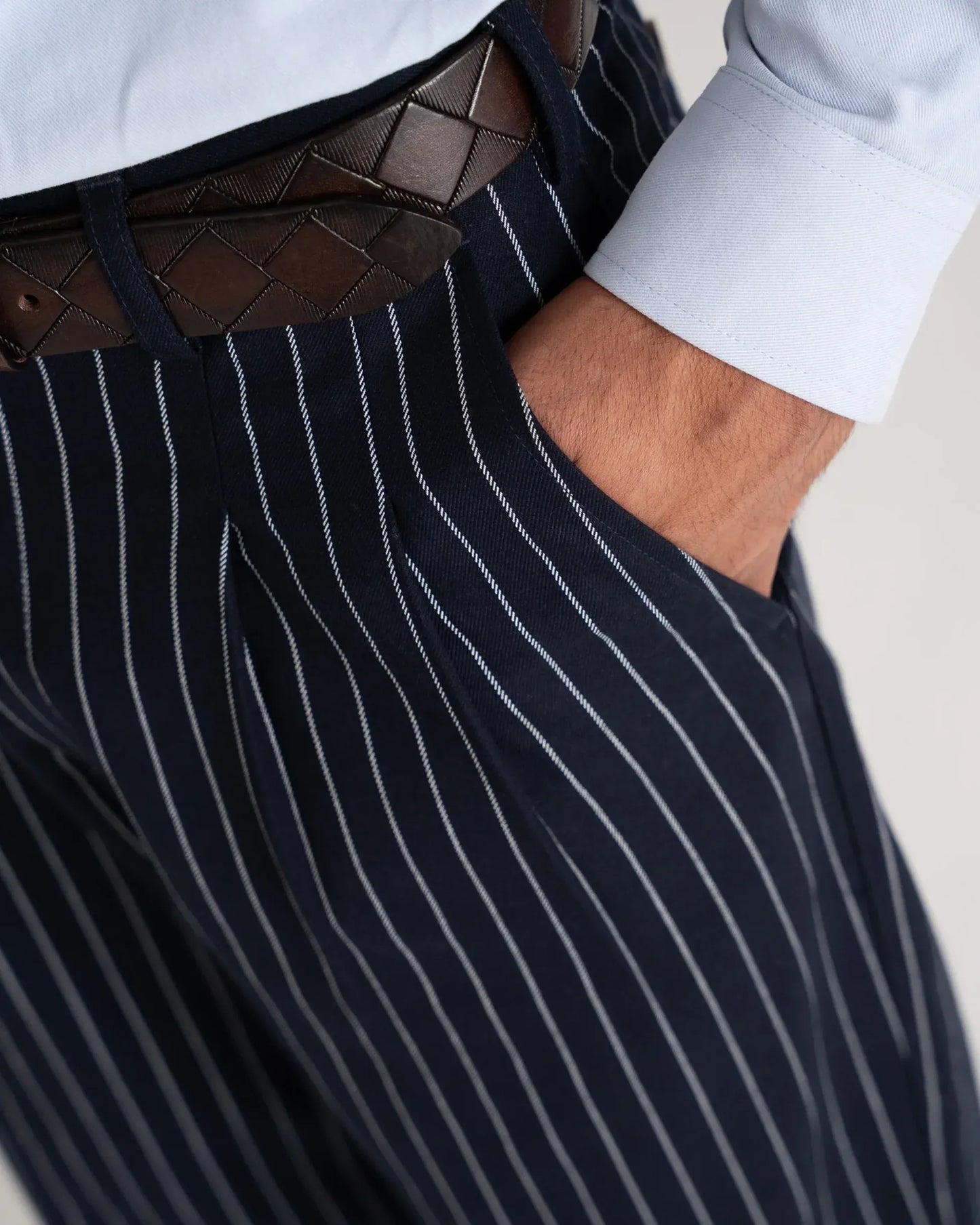 Pinstripe pleated pants 1